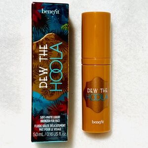 NWT Benefit Cosmetics Dew the Hoola Liquid Bronzer